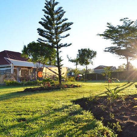 Brownie'S Guesthouse Lake Elementaita Esterno foto