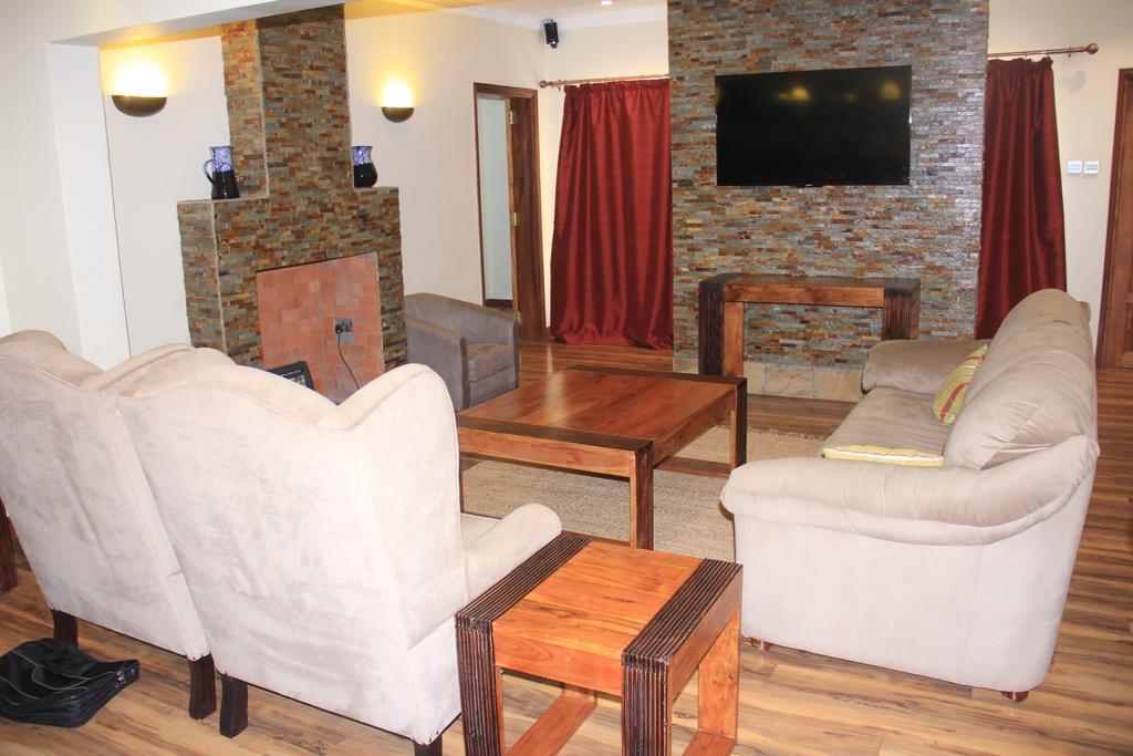 Brownie'S Guesthouse Lake Elementaita Esterno foto