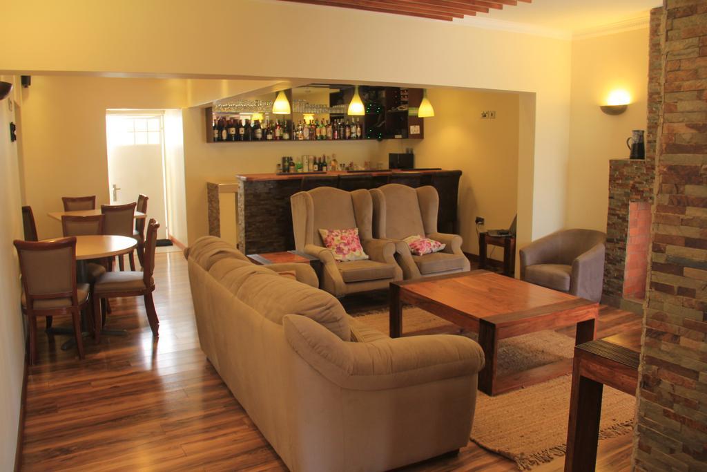 Brownie'S Guesthouse Lake Elementaita Esterno foto