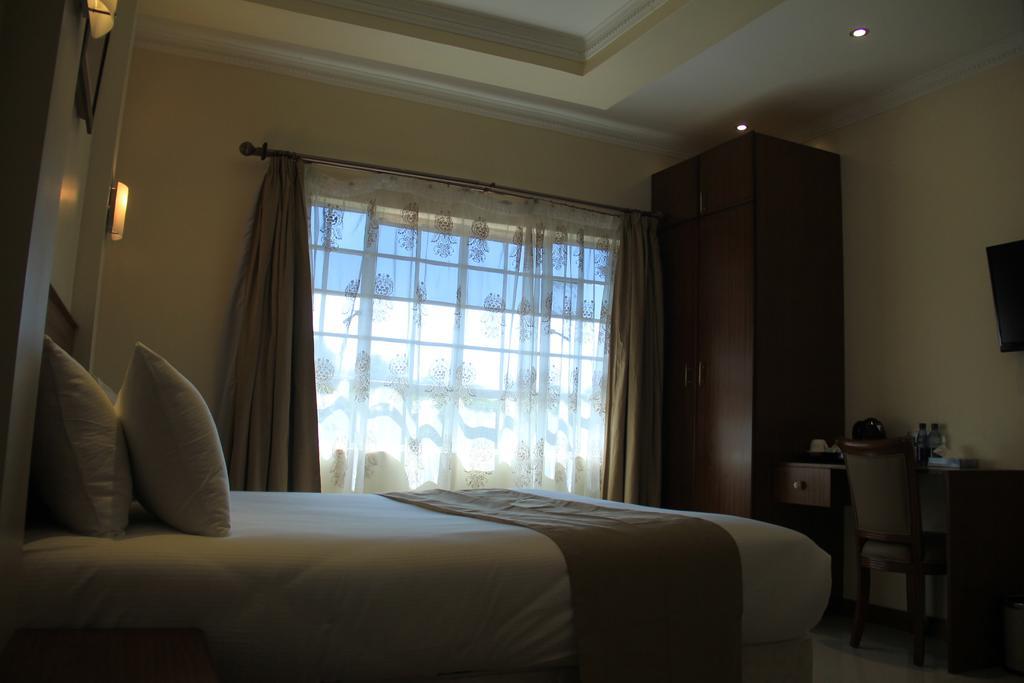 Brownie'S Guesthouse Lake Elementaita Esterno foto