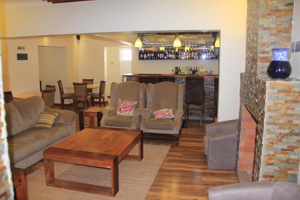 Brownie'S Guesthouse Lake Elementaita Esterno foto
